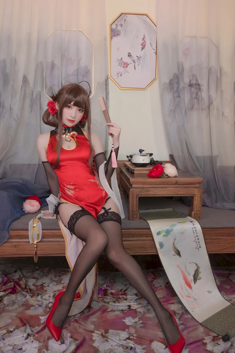 赤脚踩地的一天，卸下浓妆好好做足部护理