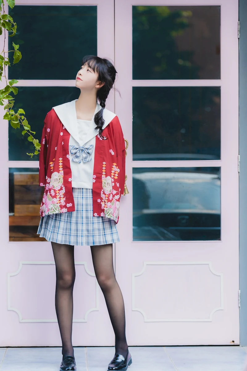 K 超清镜头下，她的高鼻梁如何惊艳时光