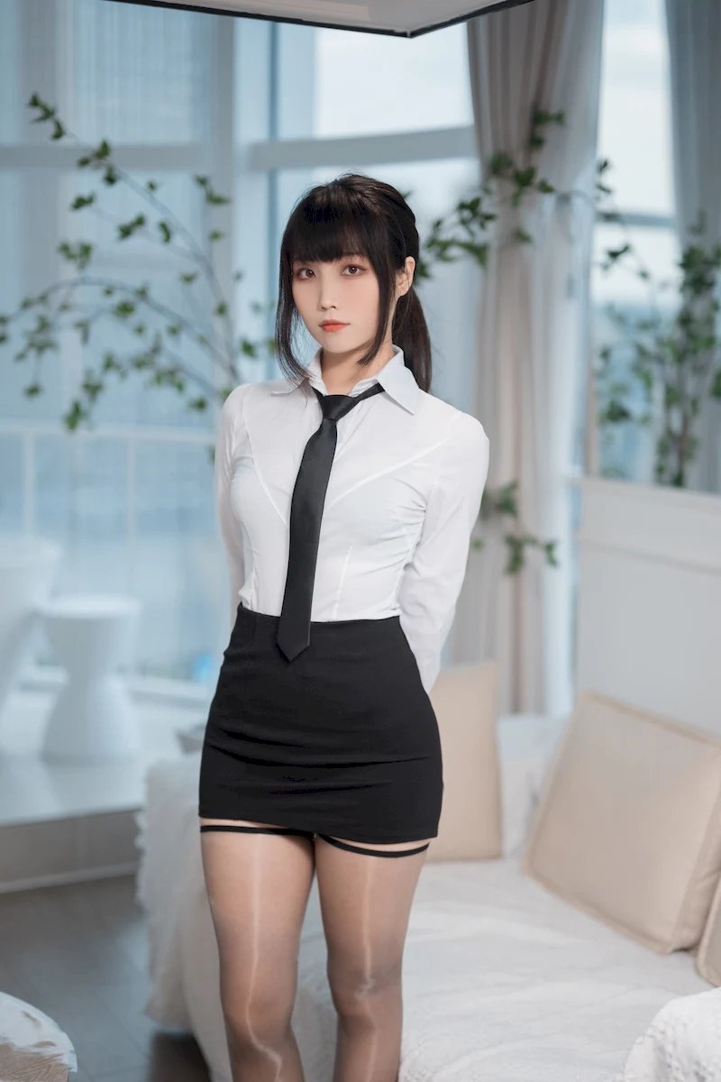 穿大腿袜真的能优化身材比例吗